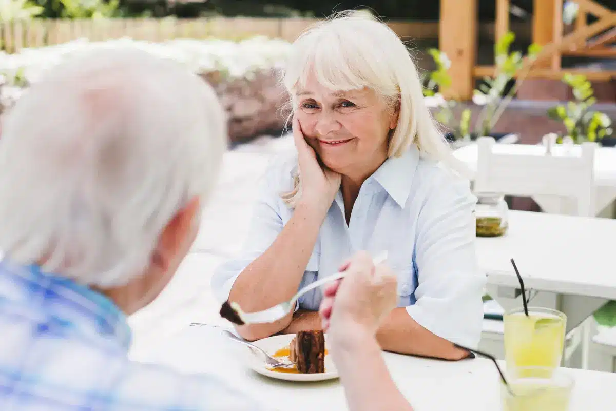 Read more about the article Menopause Diet | What To Eat While Going Through Menopause